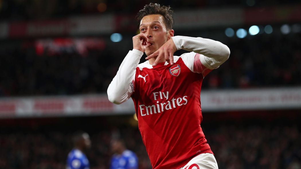 Arsenal Harus Mencari Pengganti Mesut Ozil Jika Dirinya Pergi
